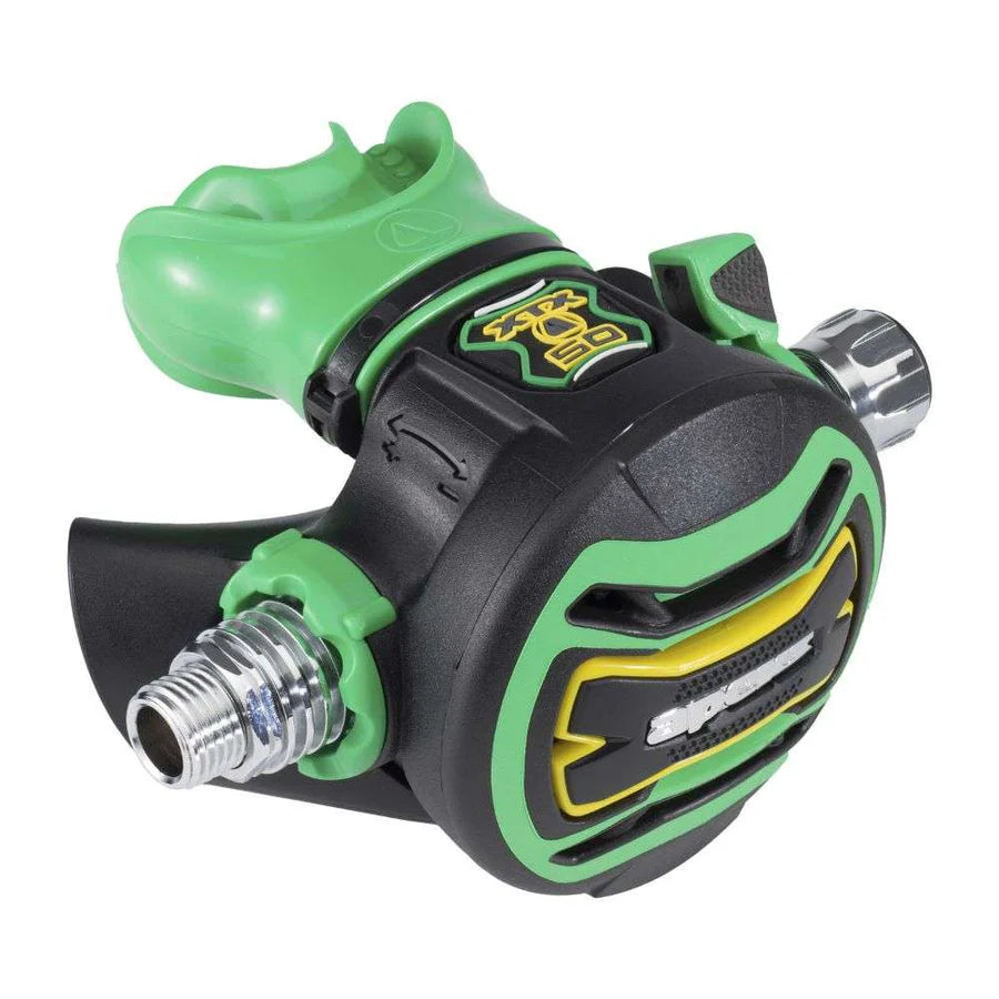 Apeks XTX50 Nitrox M26 regulator, image 1 of 5