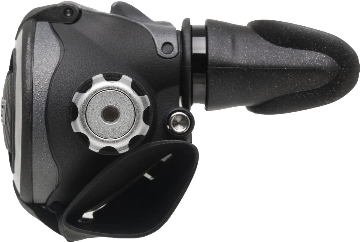 AC25m Master Chrome Regulator - Din