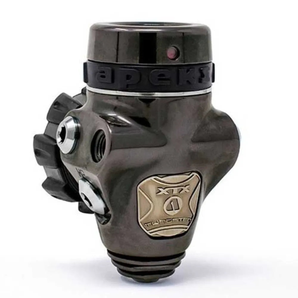 Apeks XTX Tungsten PVD second stage, yellow XTX40 octopus and Tungsten PVD DST first stage
