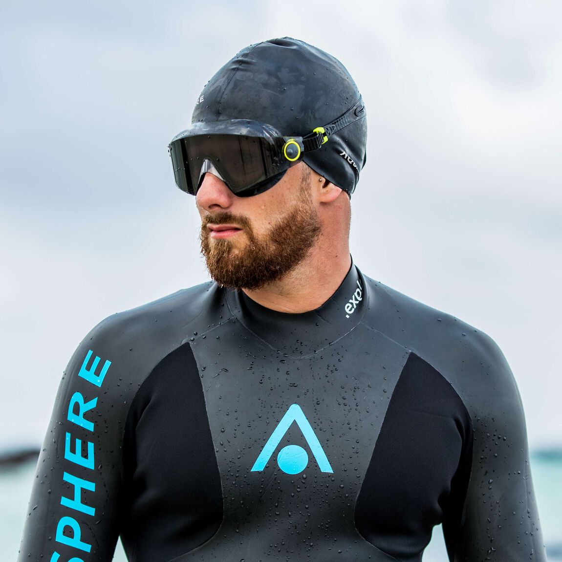 Swimmer wearing Aquasphere Defy Ultra swim mask