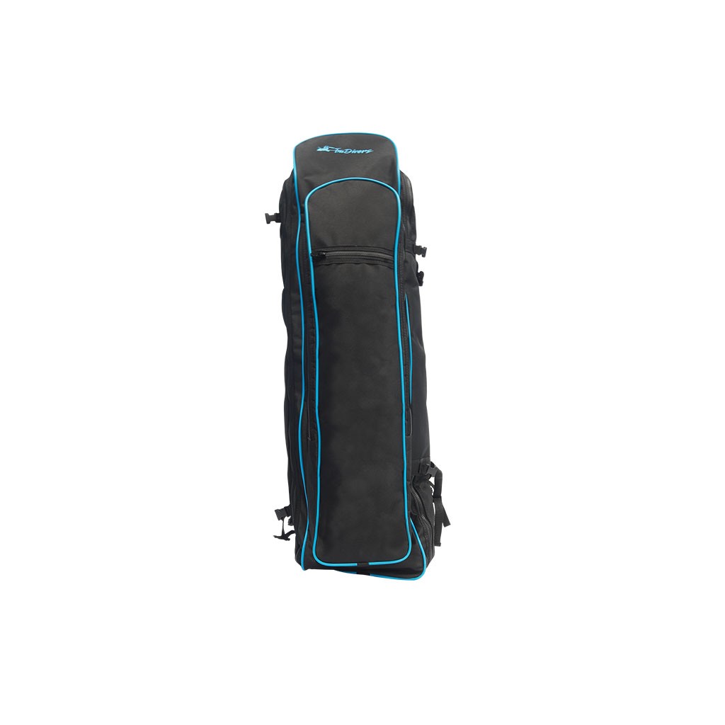 Free Divers spearfishing backpack carrying a speargun