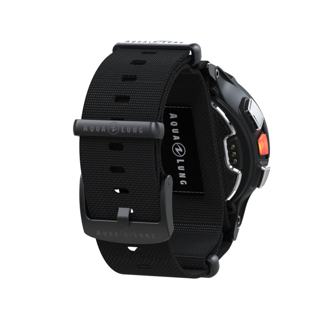 I200C COMPUTER WITH NATO STRAP