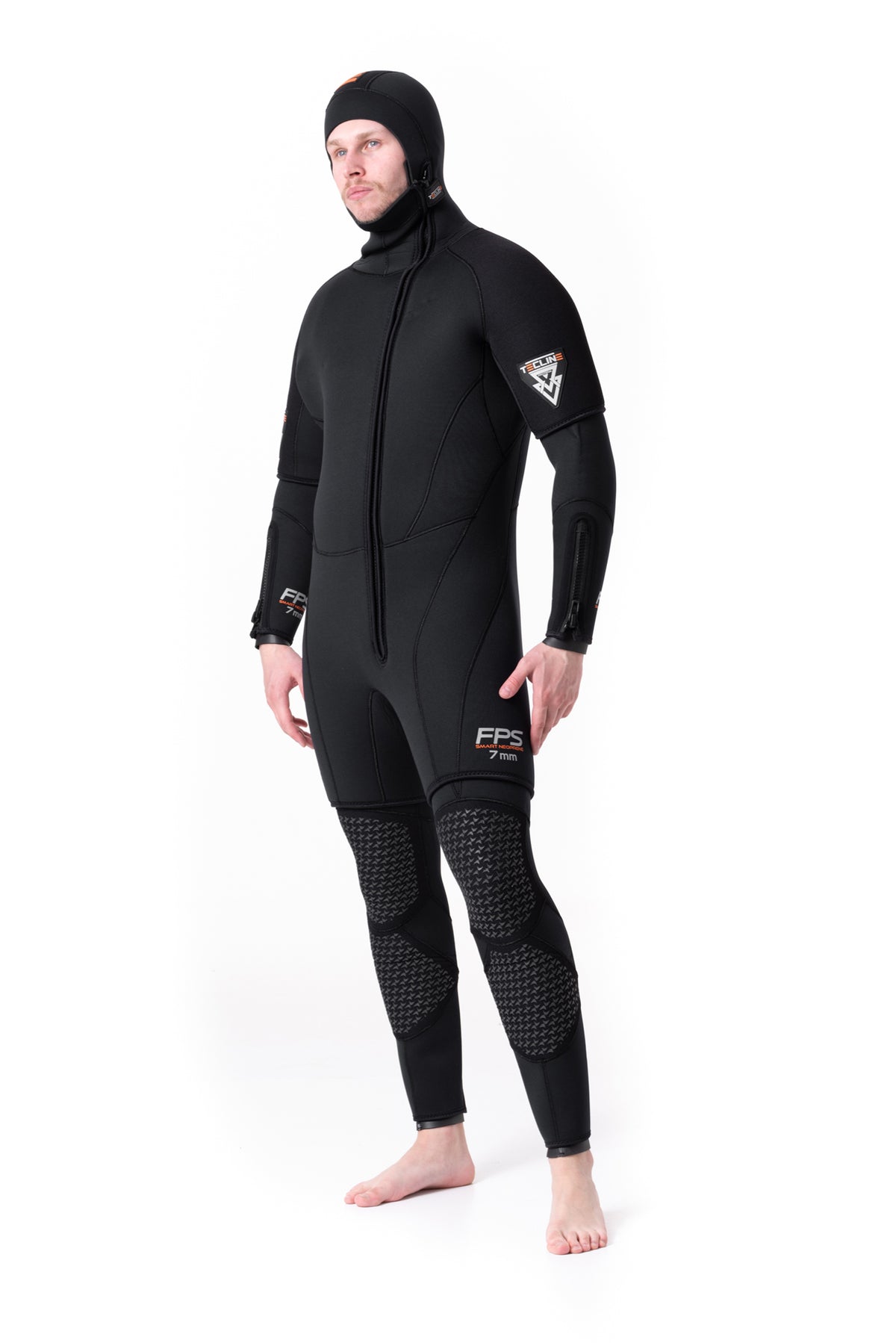 Tecline Proterm 5+5 mm two-piece set, hooded vest worn over the overall
