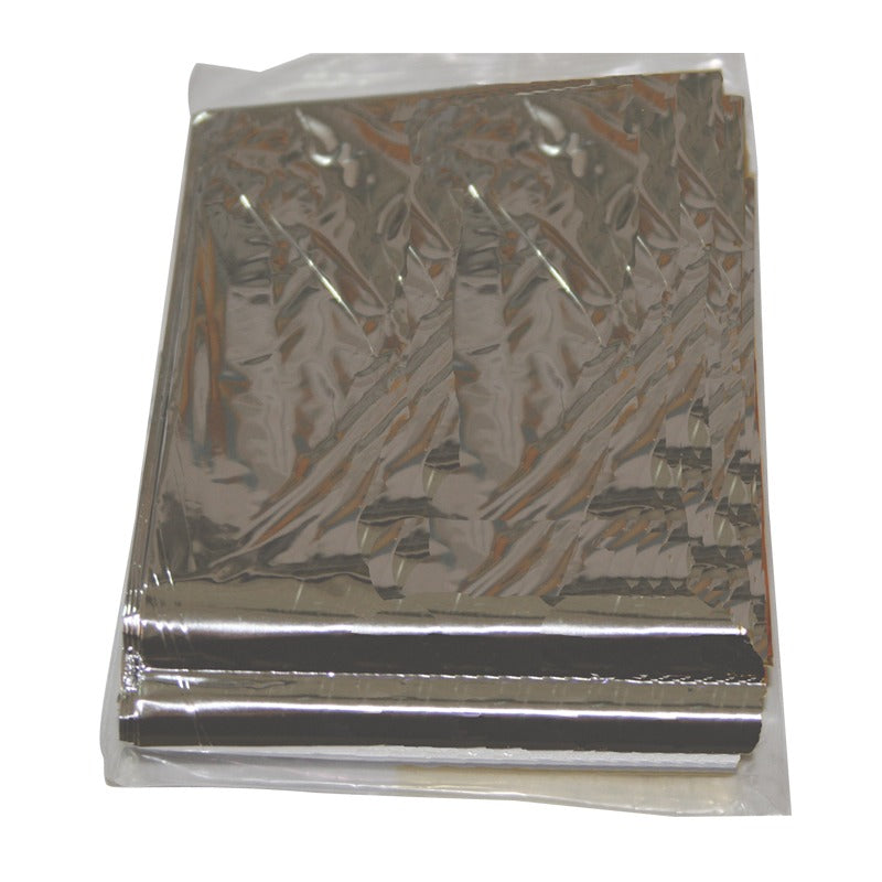 Lalizas aluminium thermal blanket folded in its clear pack
