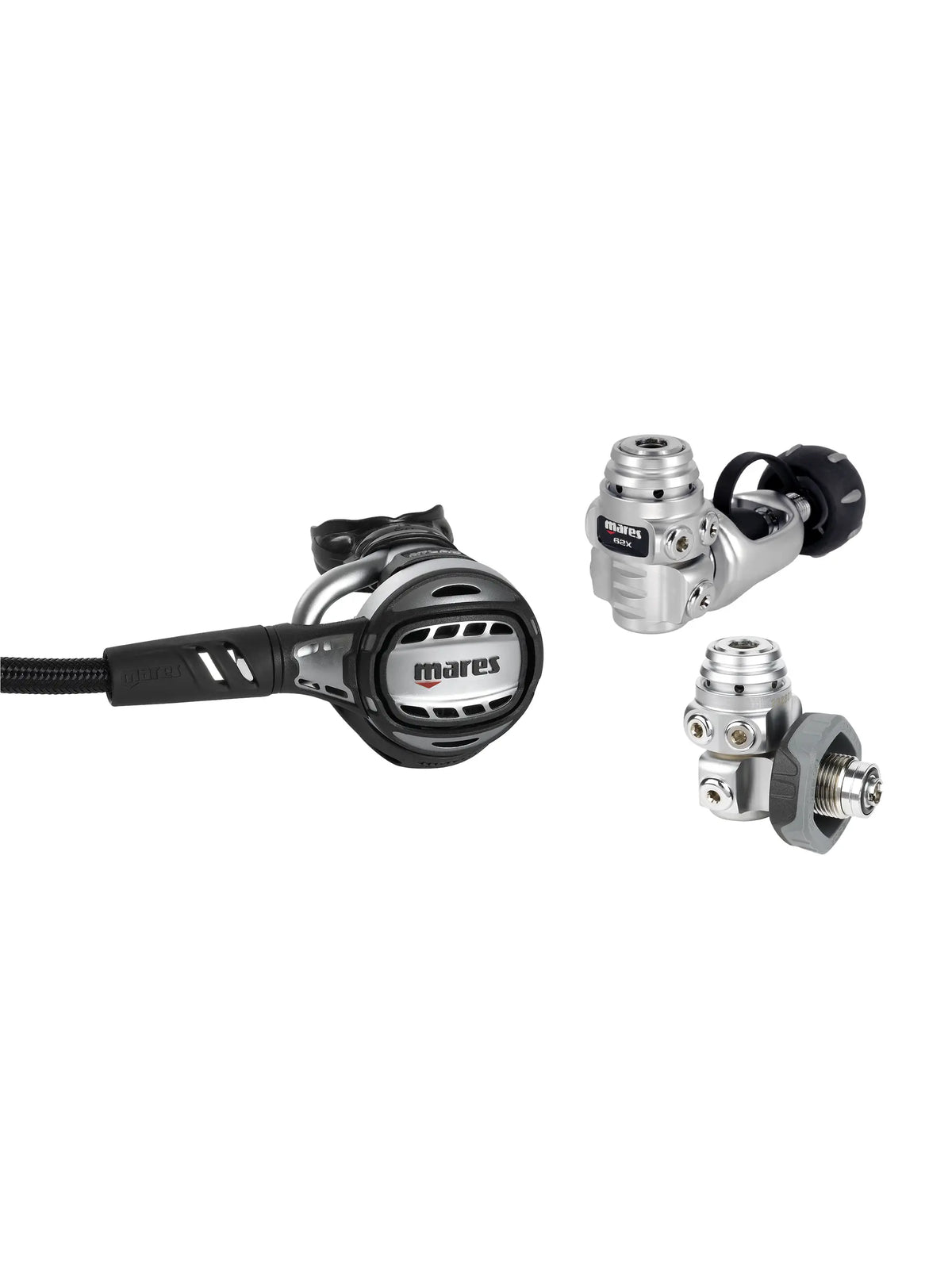 Mares Atlas 62X Premium Set laid out in its open Mares regulator bag