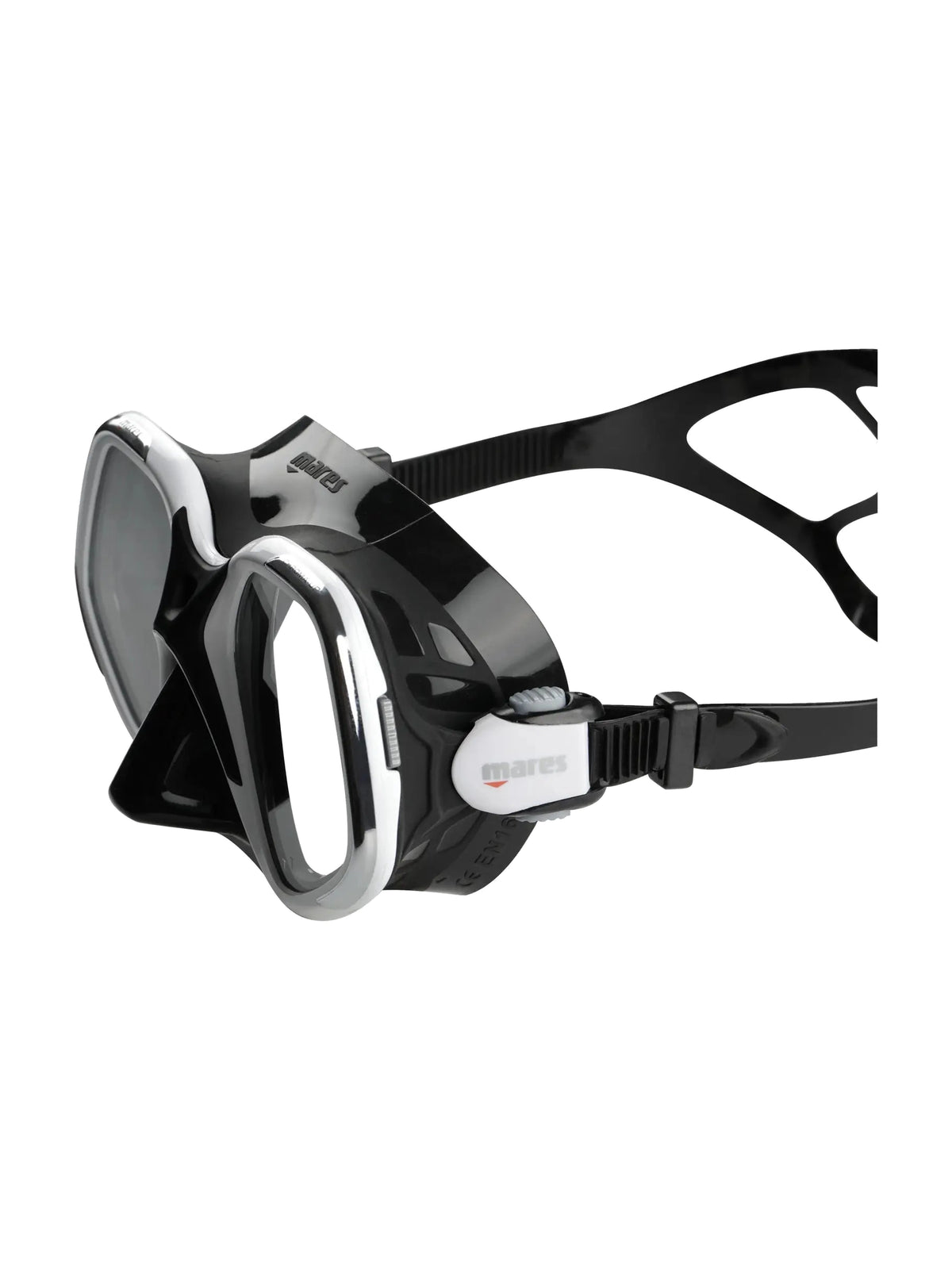 Mares Chroma Up dive mask in black and white, three-quarter front view