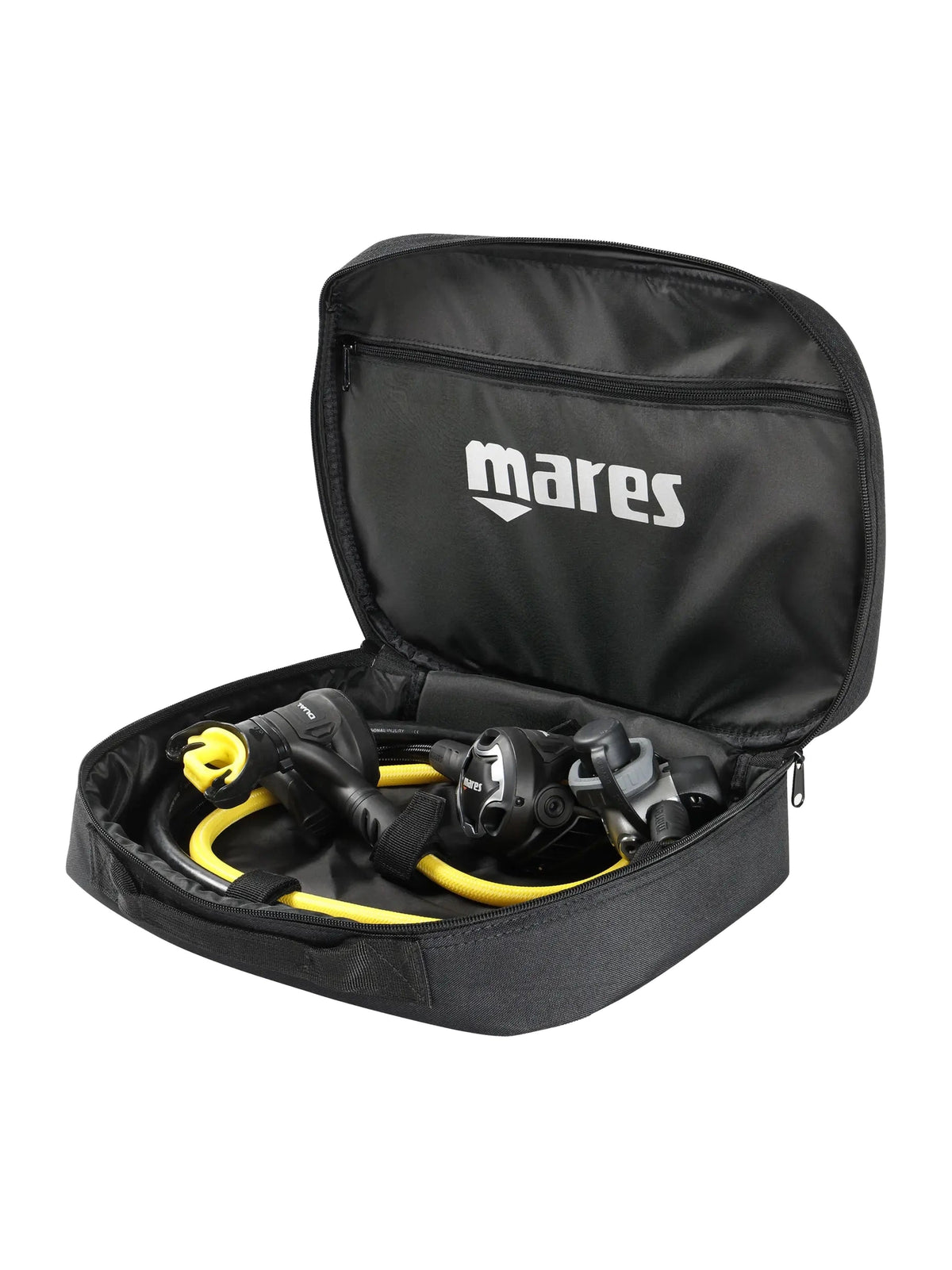 Mares Dual 15X Starter Set packed in its open regulator bag