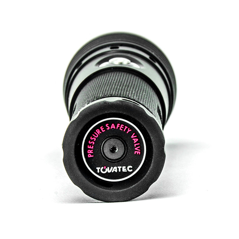 Tovatec Fusion 1550 dive light, side view