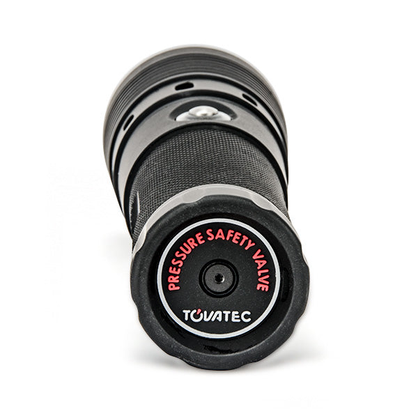 Tovatec Fusion 2200 dive light, side view