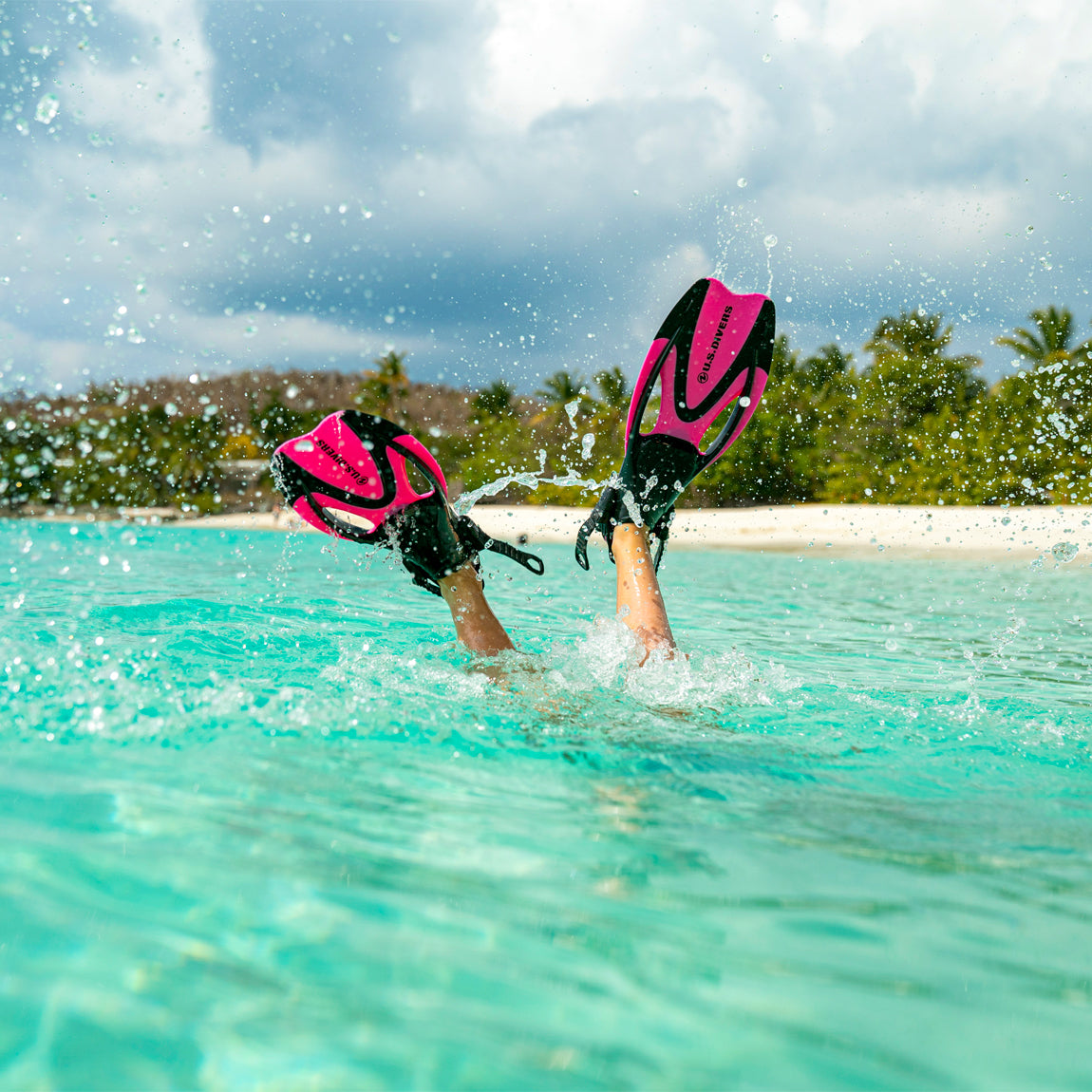 U.S. Divers Dorado II Junior set in pink and black: mask, splash guard snorkel and adjustable fins