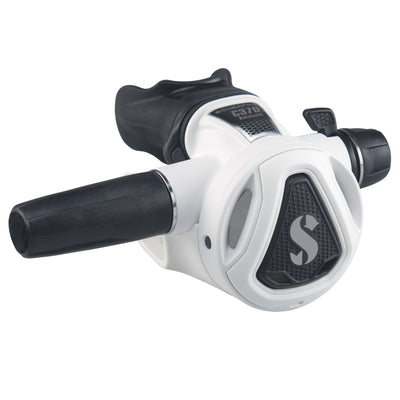 SCUBAPRO C370 second stage with white colour frame