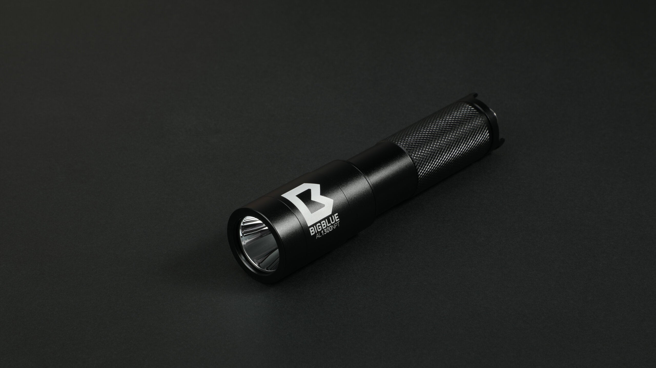 BigBlue AL1300NPT 1300 lumen narrow beam light with tail switch