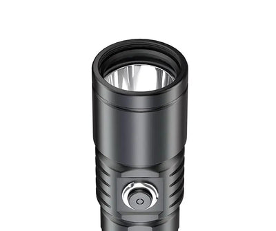 OrcaTorch D710 seen head-on, close-up of the LED behind the reflector