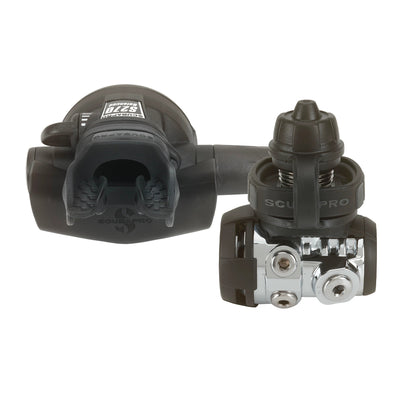 SCUBAPRO MK11 EVO DIN with S270, mouthpiece side