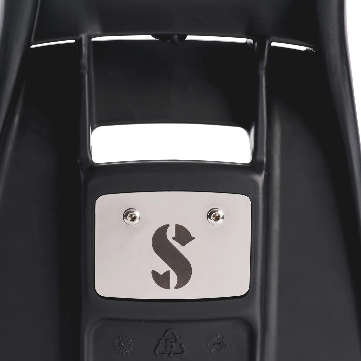 SCUBAPRO S-Tek Blade MFS Black, three-quarter view of the top face