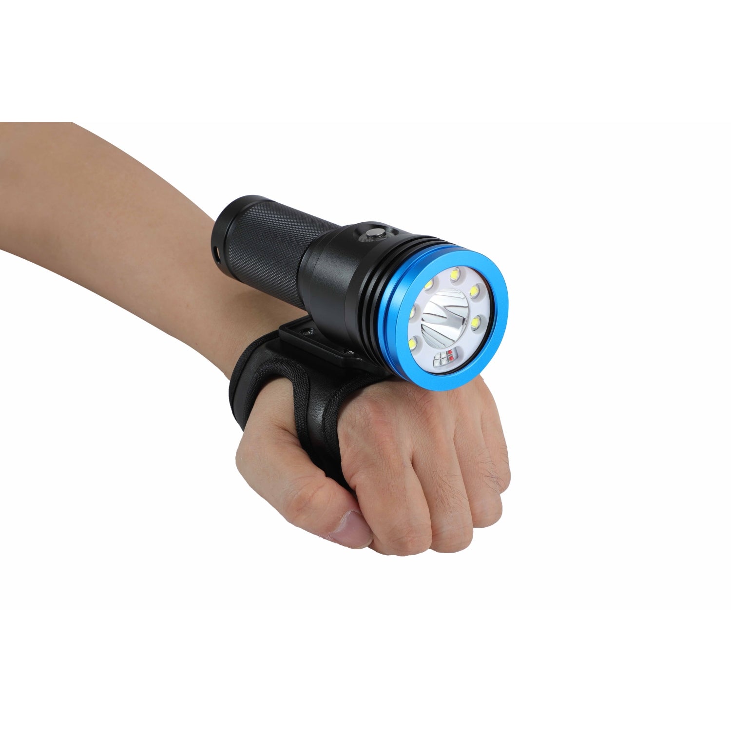4200-LUMEN DUAL-BEAM LIGHT – WIDE & NARROW W/ BUILT-IN BLUE & RED LIGHT