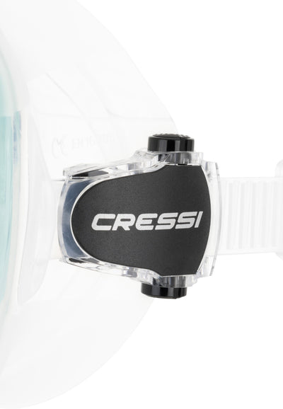 Side detail of the Cressi Z2 clear mask buckle and branded strap pad
