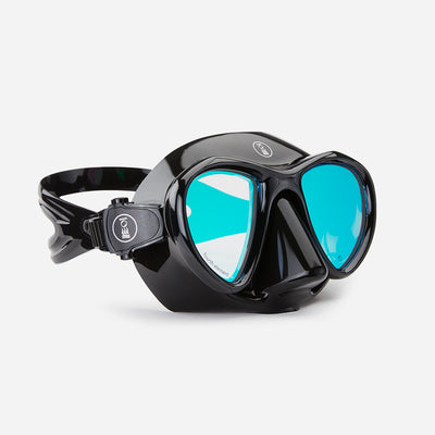 Fourth Element Aquanaut Mask black skirt Contrast lens side