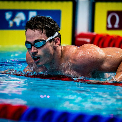 Swimmer training in Aquasphere Xceed swim goggles
