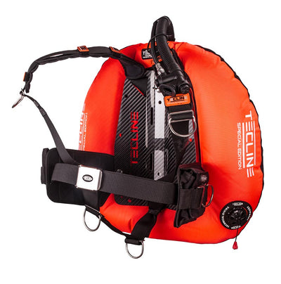 Tecline Donut 22 Special Edition Carbon set in orange, side view with the inflator