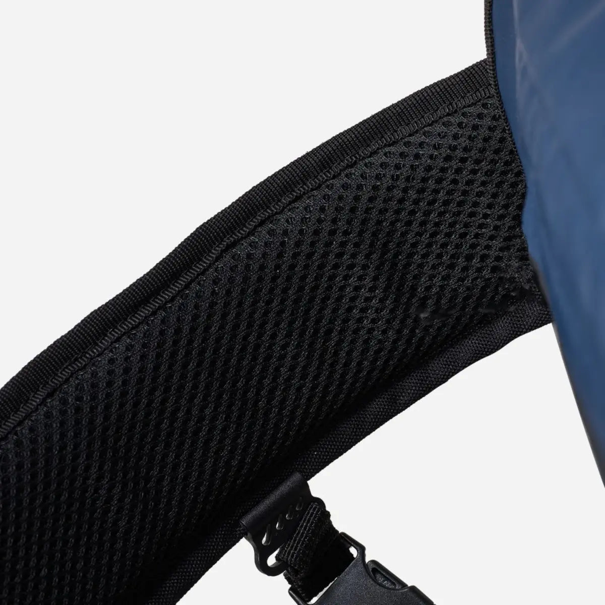 Close view of the padded mesh-backed shoulder strap on an Aqua Lung Explorer 45L dive bag