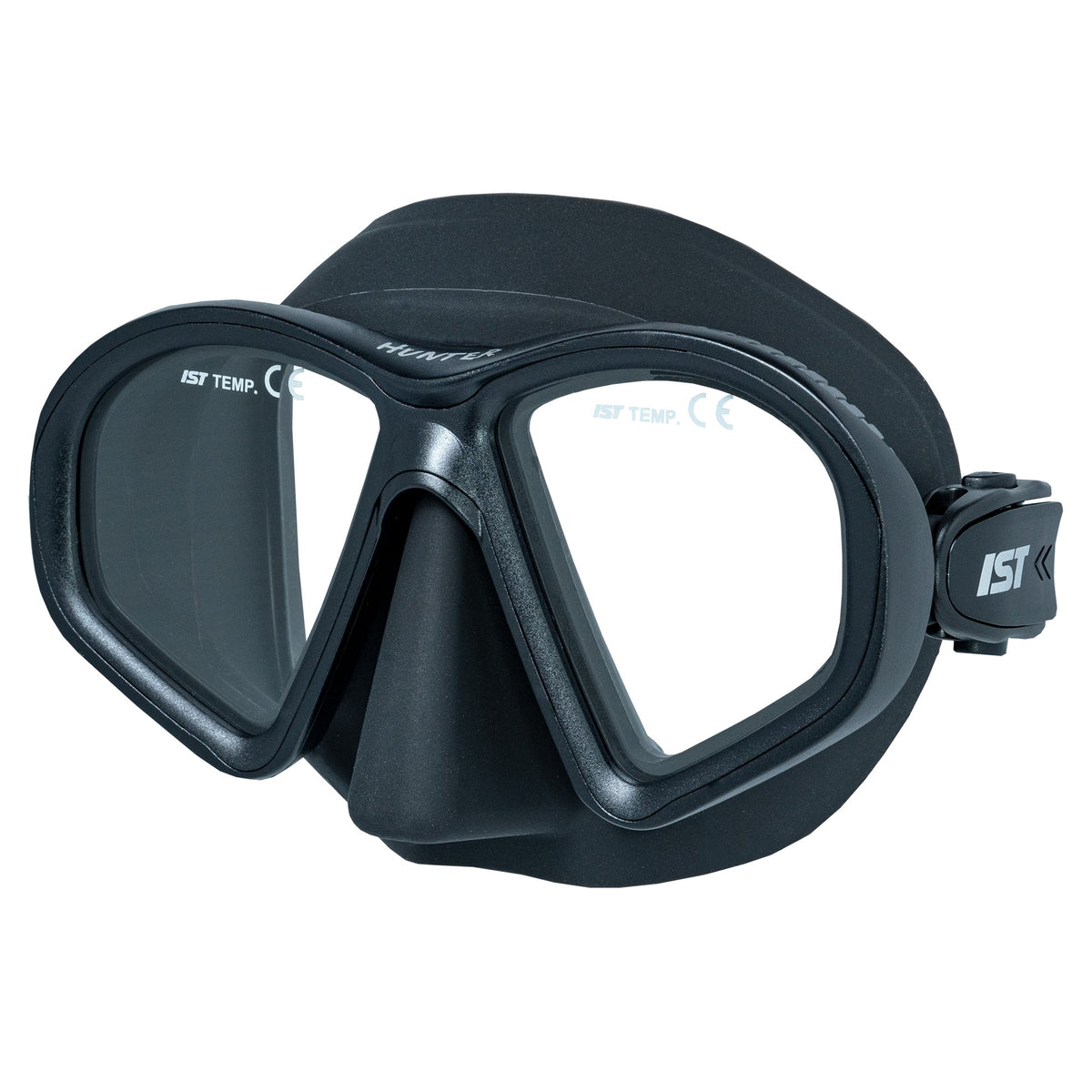 IST Hunter low volume twin lens mask in black with a matte black skirt