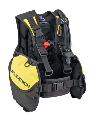 Scubatech Discover jacket BCD in black and yellow, front view