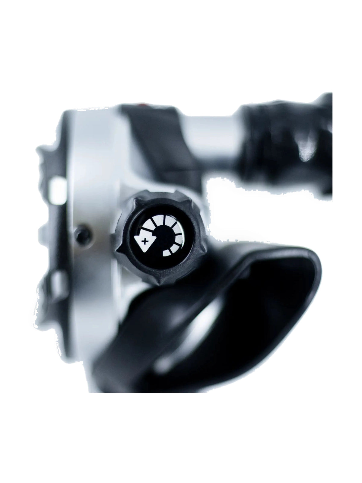 Close-up of the breathing adjustment knob on the Atlas ADJ second stage