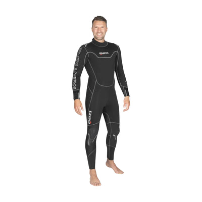 Mares Evolution 5mm men's wetsuit, front view on a model