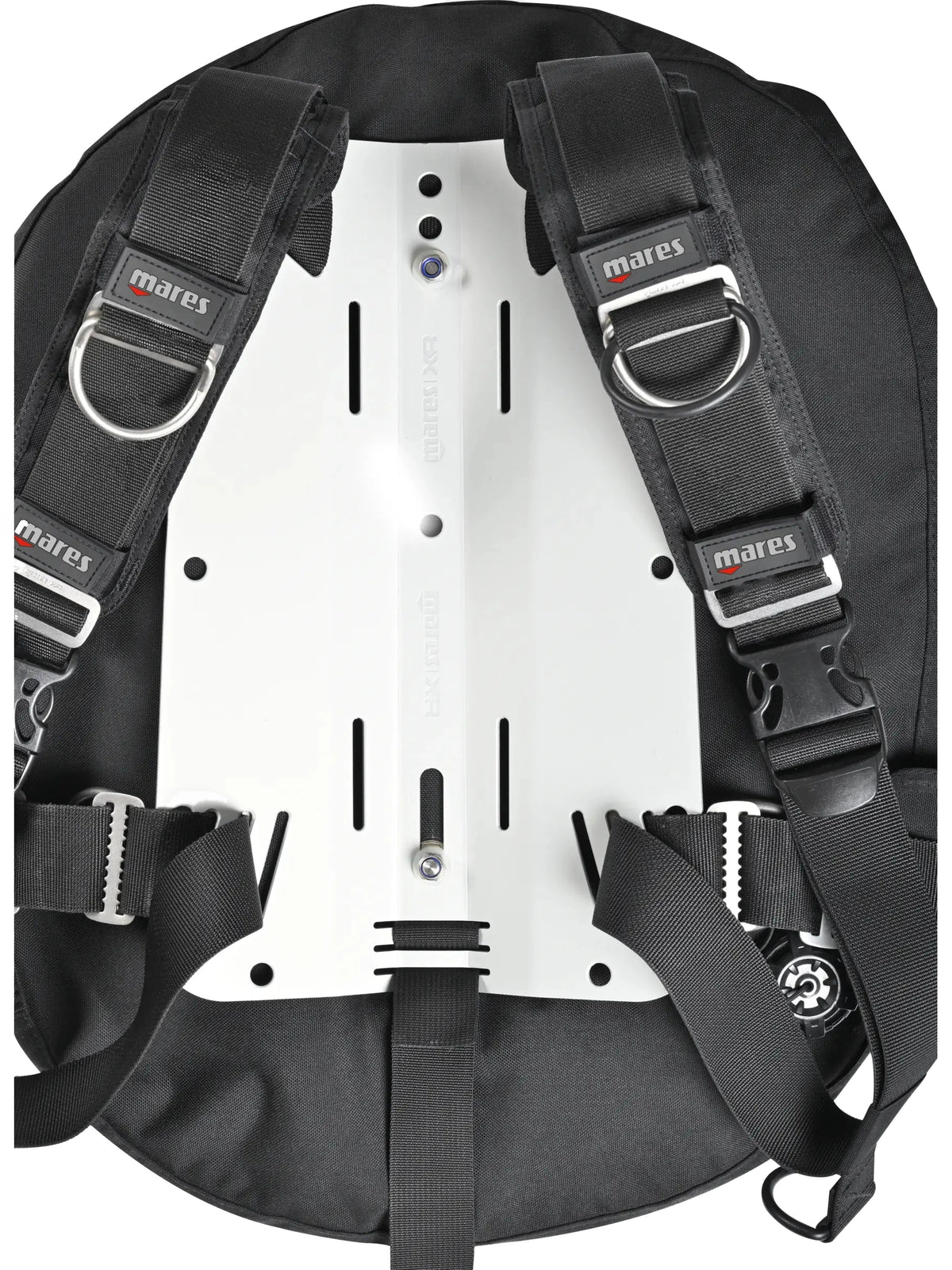 Mares Rover Tech backplate, padded harness and donut bladder from behind