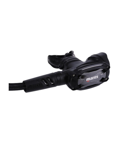 Mares SXS second stage in black technopolymer with Superflex hose