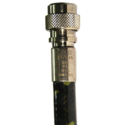 Close view of the laser-marked sleeve and quick-disconnect coupling on a Miflex XT-Tech inflator hose