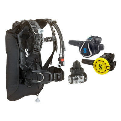 SCUBAPRO MK11 EVO / C370 regulator set with R105 octopus and Hydros Core BCD