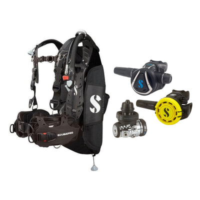 SCUBAPRO MK17 EVO2 / C370 regulator set with R105 octopus and Hydros Pro Mens BCD in all black