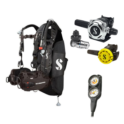 SCUBAPRO MK25 EVO / A700 regulator set with R105 octopus and Hydros Pro Mens BCD in all black, with Compact Combo 2