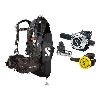 SCUBAPRO MK25 EVO / A700 regulator set with R105 octopus and Hydros Pro Mens BCD in all black