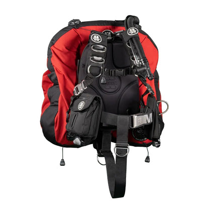 OMS Comfort Harness III Signature with a red Deep Ocean 2.0 Wing