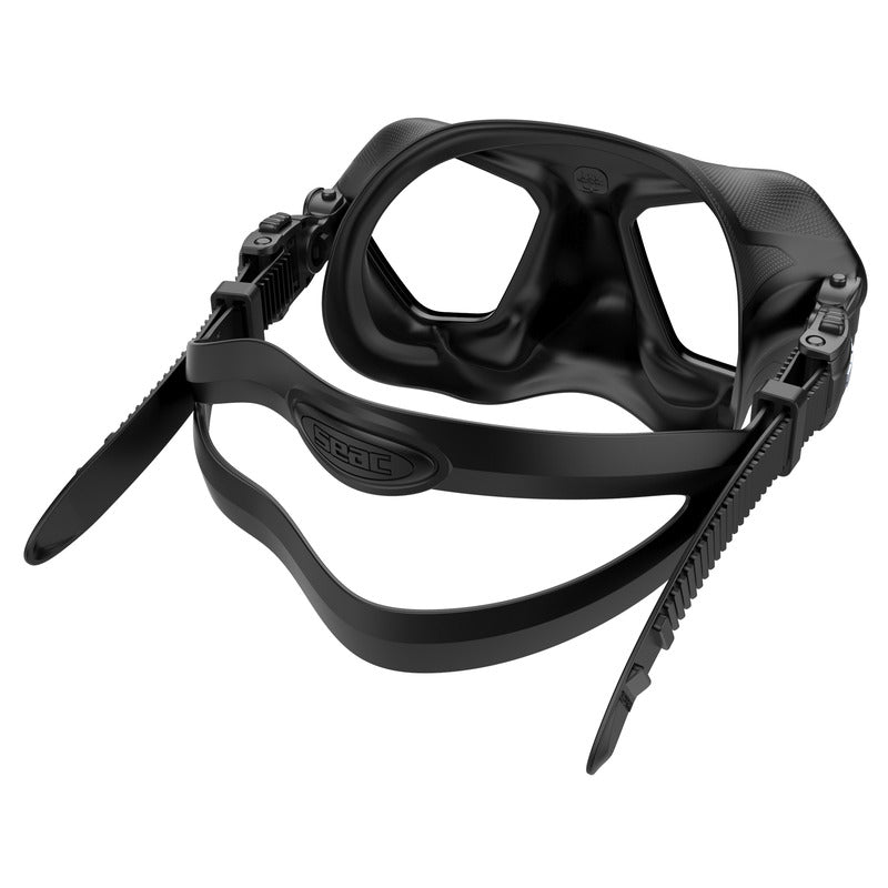 SEAC Wild low volume freediving mask in black, angled front view