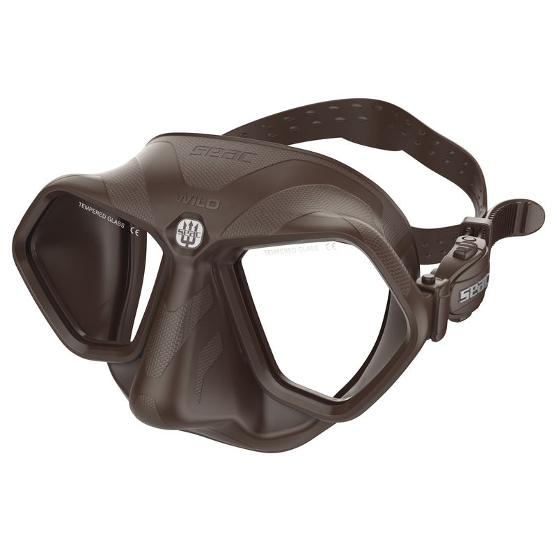 SEAC Wild low volume freediving mask in black, angled front view