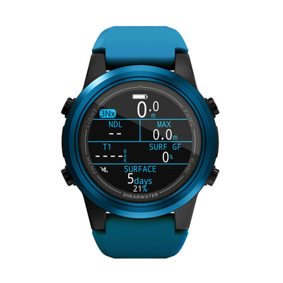 Shearwater Tern TX in blue, front view showing the surface screen with nitrox and battery days