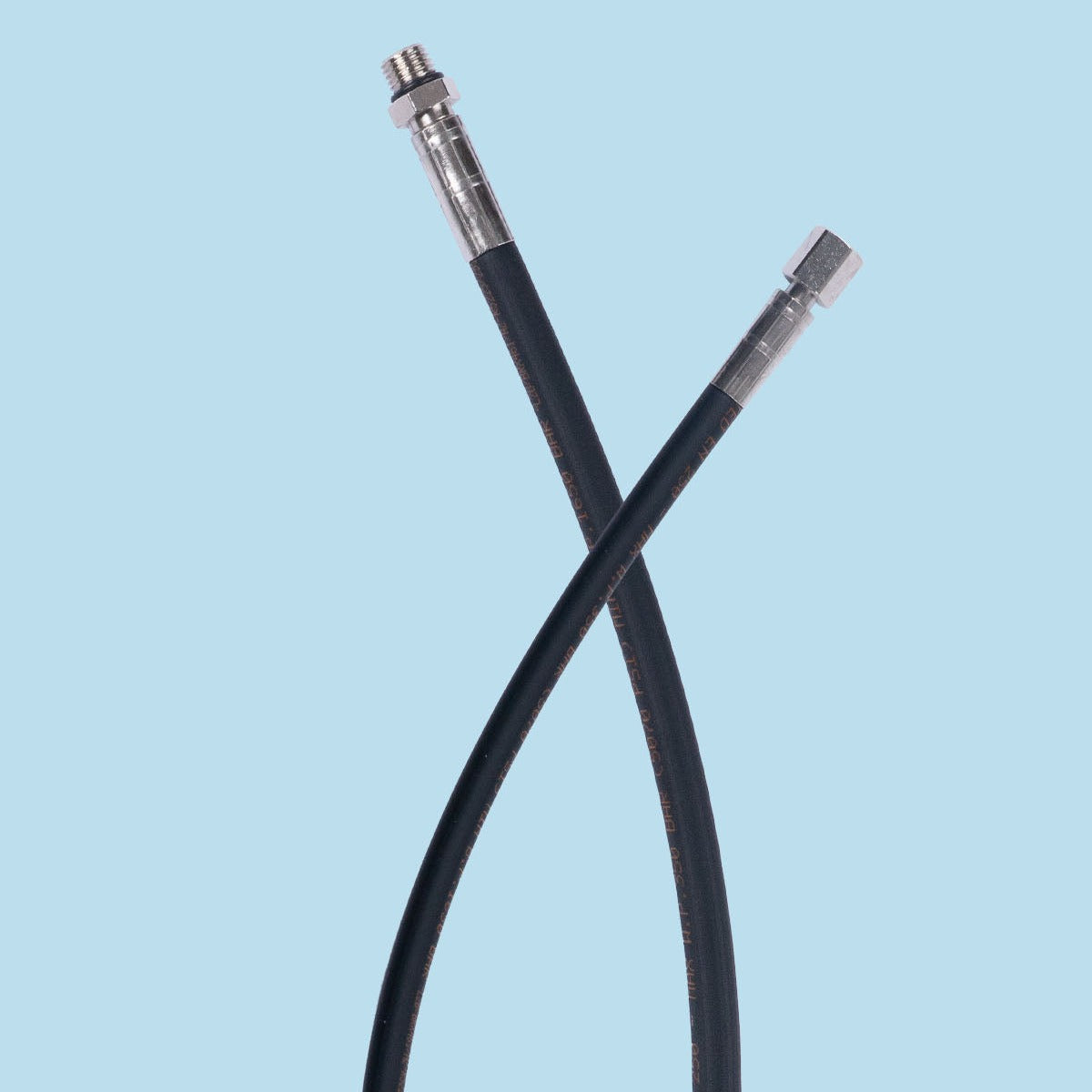 Termo Industria black 800 mm thermoplastic high pressure hose looped to show both fittings