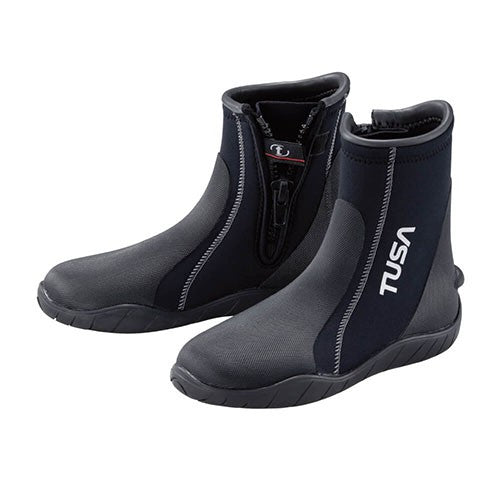 Pair of black Tusa Imprex 5 mm zipped dive boots