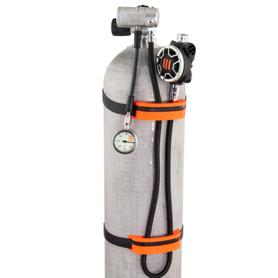 Tecline orange hose holders fitted to a stage cylinder