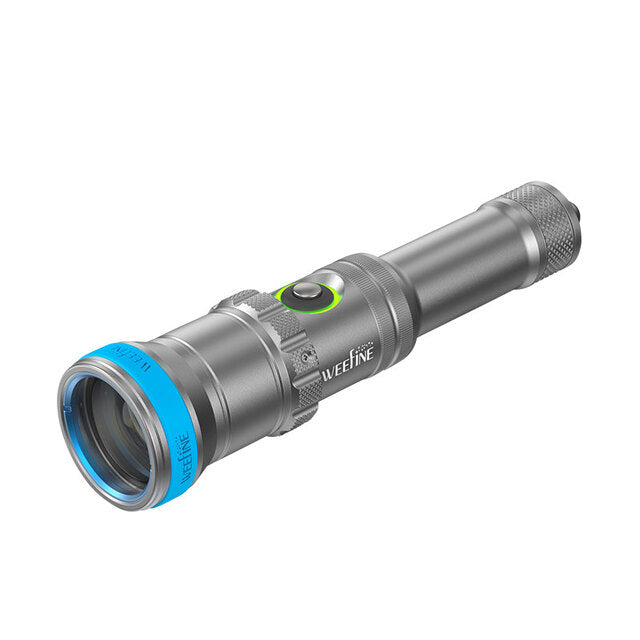WeeFine SZ1500 zoom dive torch, front three-quarter view