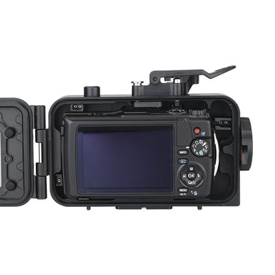 WeeFine WFH-TGS rear view with the camera screen showing