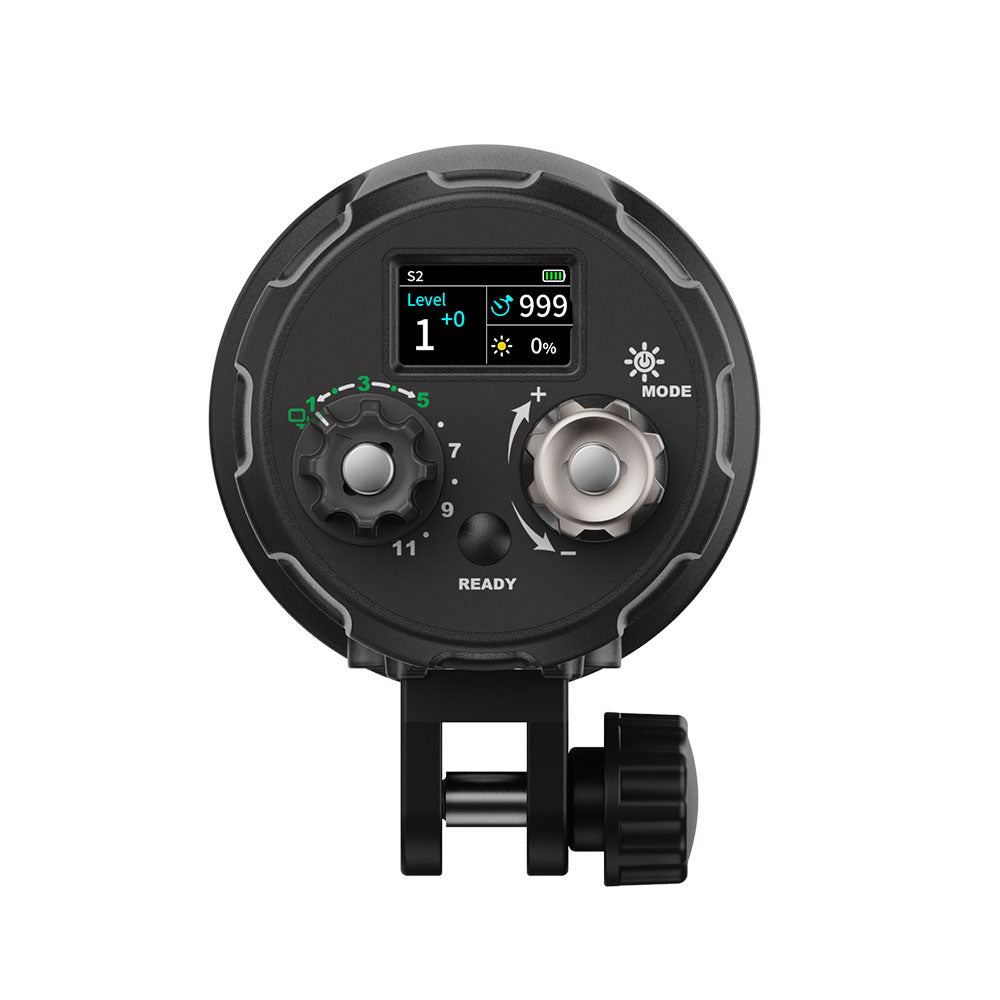 WeeFine WFS09 ring strobe, front three-quarter view with the glass dome