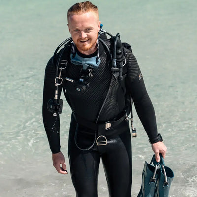 Fourth Element Men's Xenos ARC 5mm in use